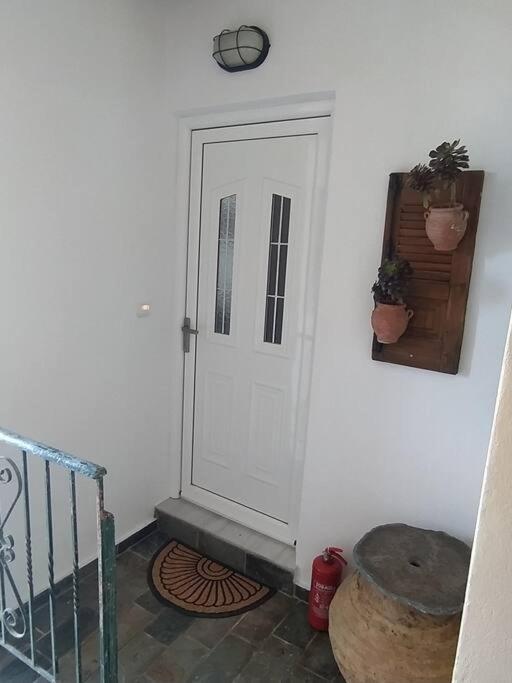 Sergi Apartment